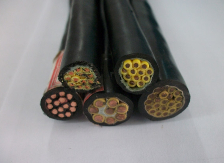 雙菱電纜廠家為大家整理一下電線電纜的型號、規(guī)格和實用效果.jpg